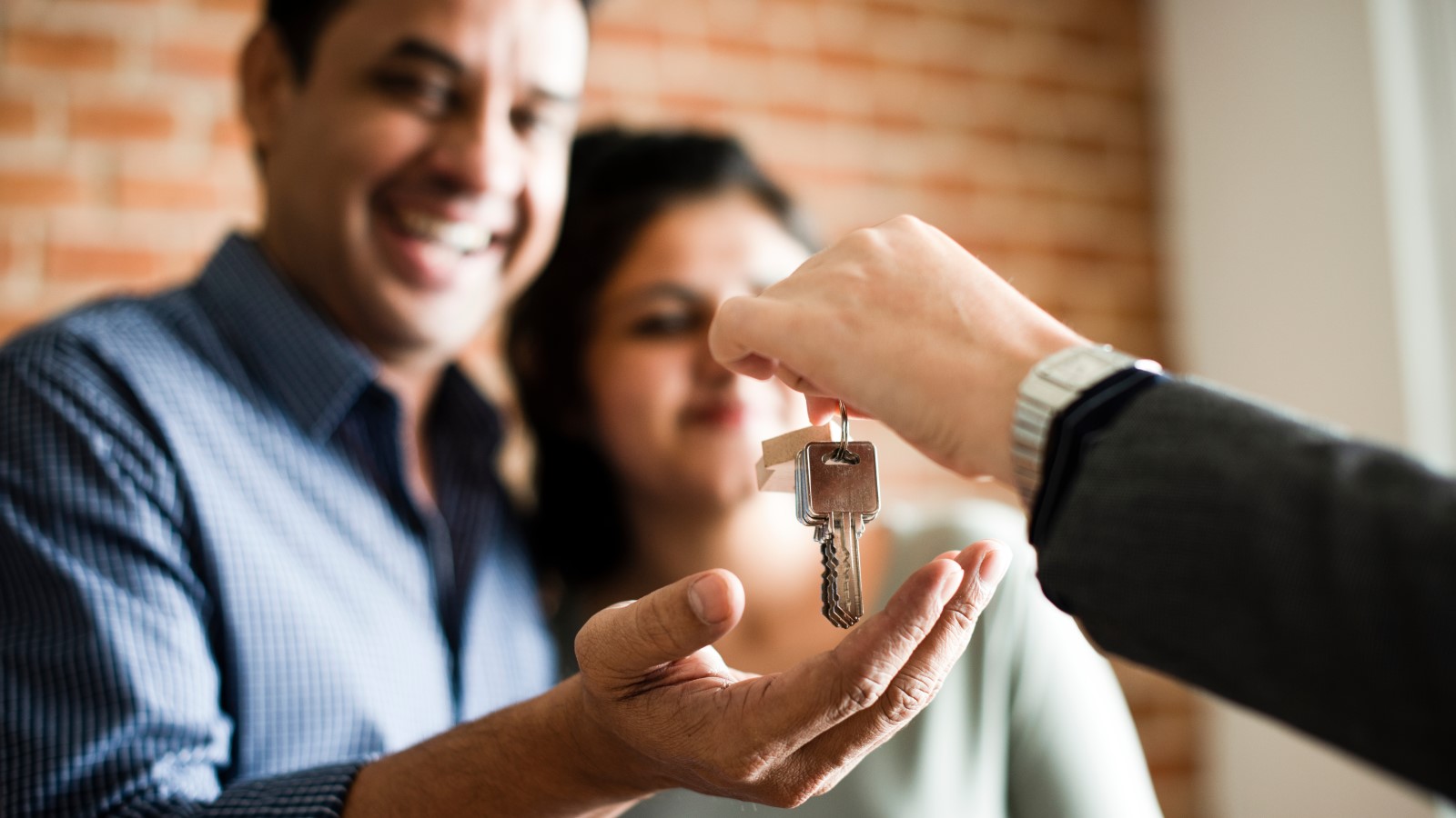 Considering Buying a Second Home? Here’s What You Need to Know 